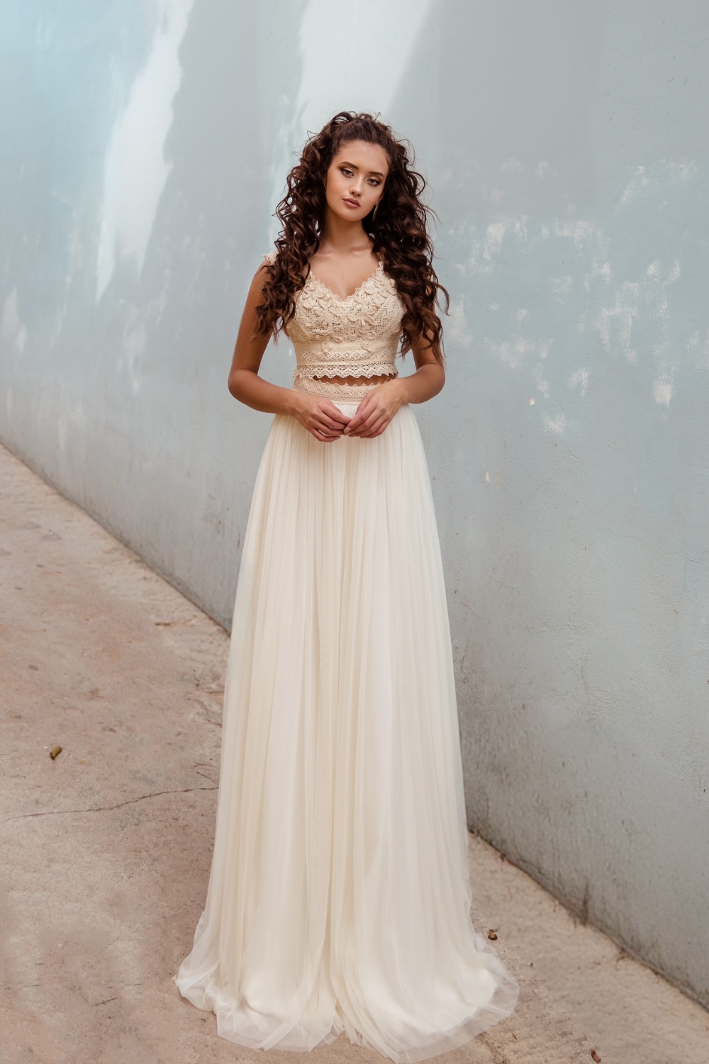 handmade-crochet-theoni-wedding-dress-by-zolotas-atelier (1)