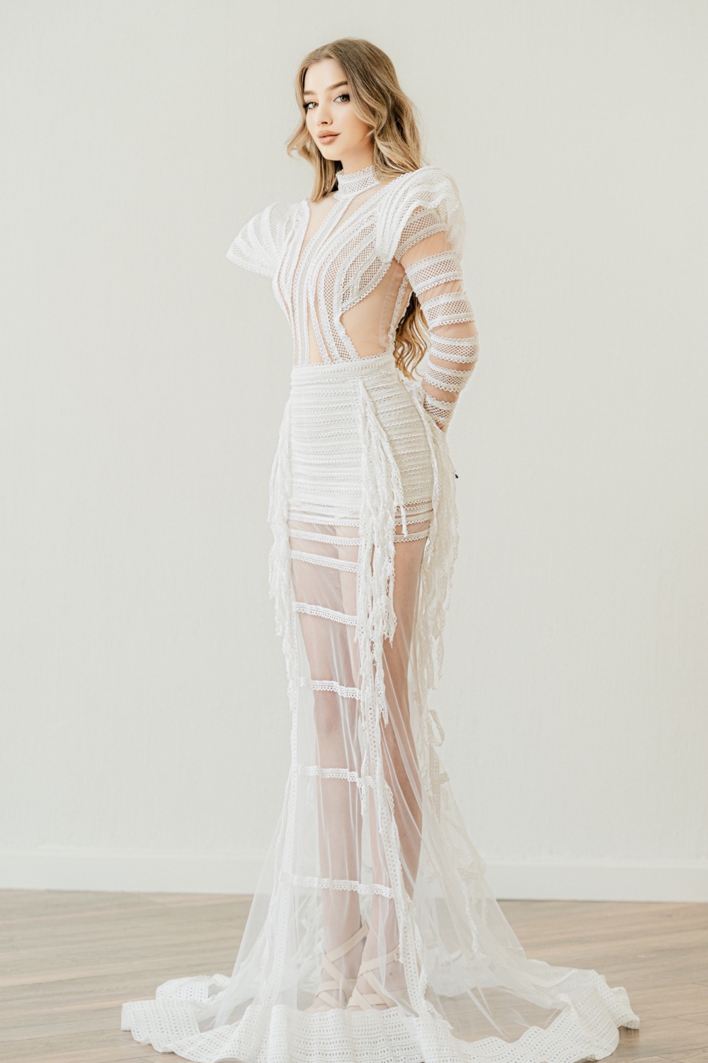 Avant-garde Wedding Dresses 'Peonia by Atelier Zolotas