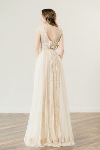 Theoni - Image 3